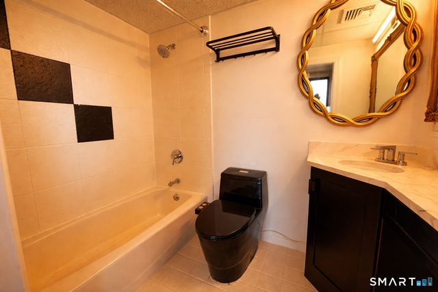 145 Canal Street 417, Shelton, CT 06484