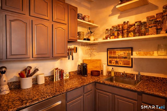 145 Canal Street 417, Shelton, CT 06484