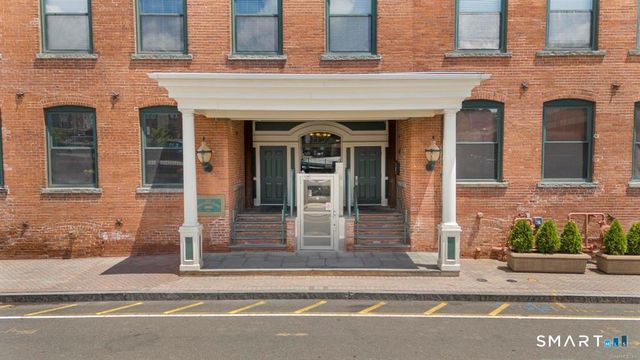 145 Canal Street 417, Shelton, CT 06484