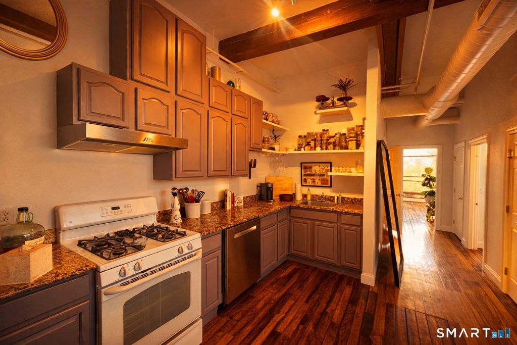 145 Canal Street 417, Shelton, CT 06484