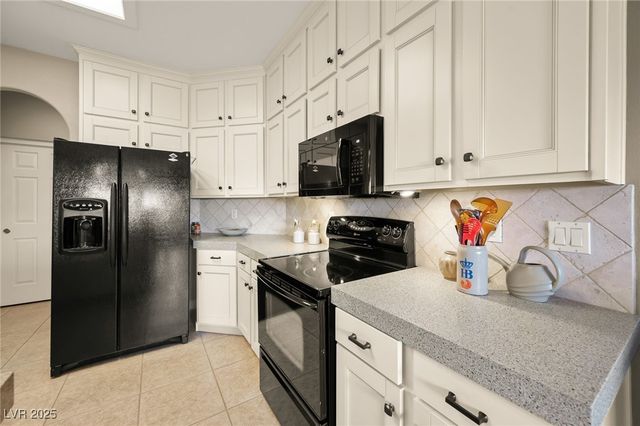 2520 Links Drive, Laughlin, NV 89029