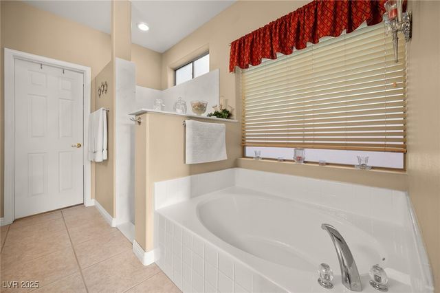 2520 Links Drive, Laughlin, NV 89029