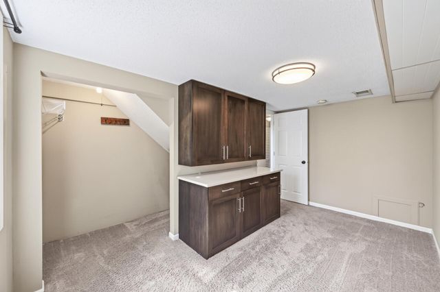 138 106th Avenue NW, Coon Rapids, MN 55448