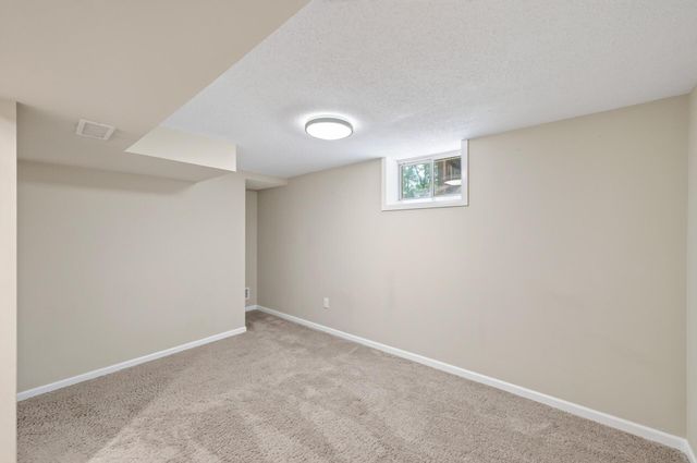 138 106th Avenue NW, Coon Rapids, MN 55448