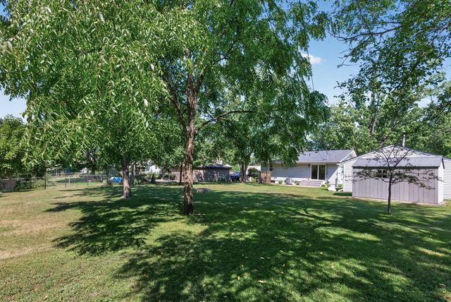 138 106th Avenue NW, Coon Rapids, MN 55448
