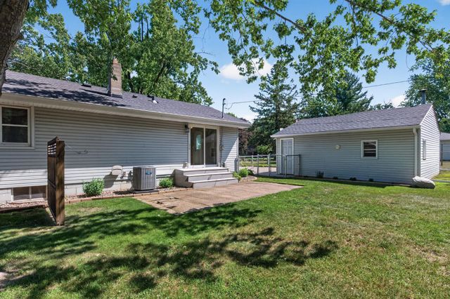 138 106th Avenue NW, Coon Rapids, MN 55448