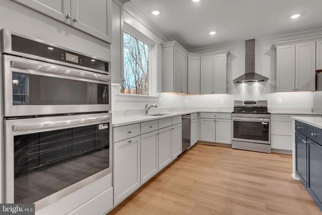 995 ARUNDEL DR, Arnold, MD 21012