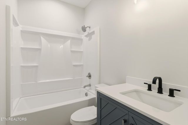 818 W Anderson Ave, Knoxville, TN 37921