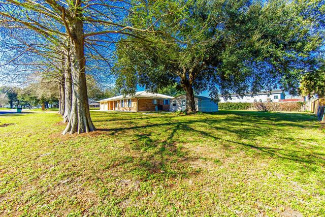 373 Chester Lee Street, Larose, LA 70373