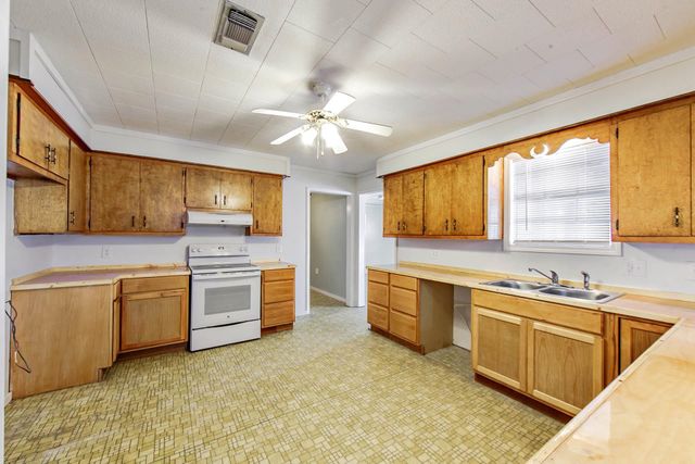 373 Chester Lee Street, Larose, LA 70373