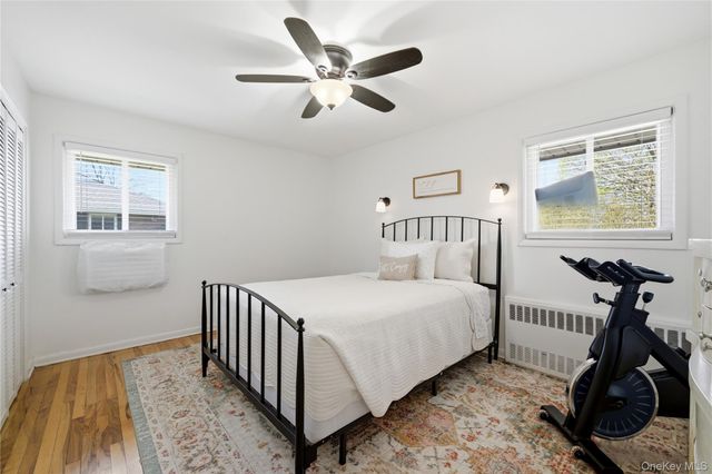 51 Edmunton Drive F-18, North Babylon, NY 11703