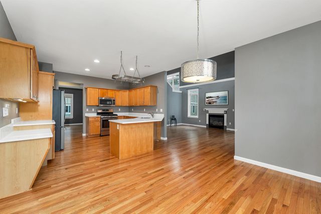 7 Quail Hollow, Stratham, NH 03885