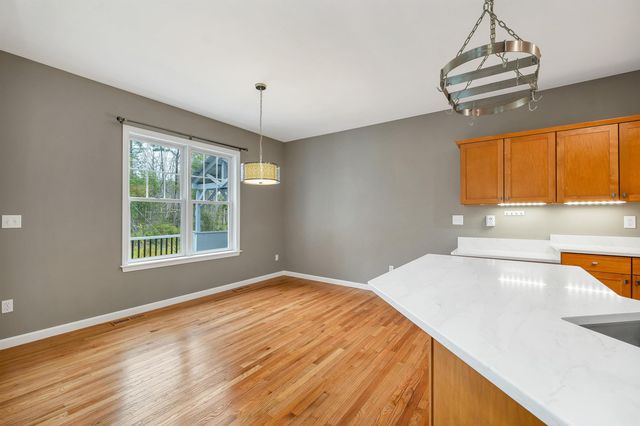 7 Quail Hollow, Stratham, NH 03885