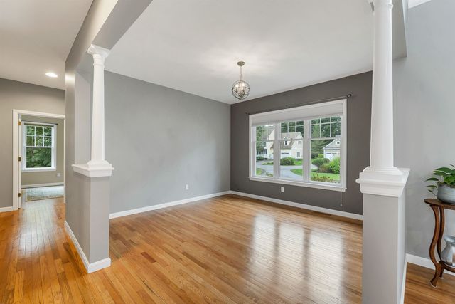 7 Quail Hollow, Stratham, NH 03885