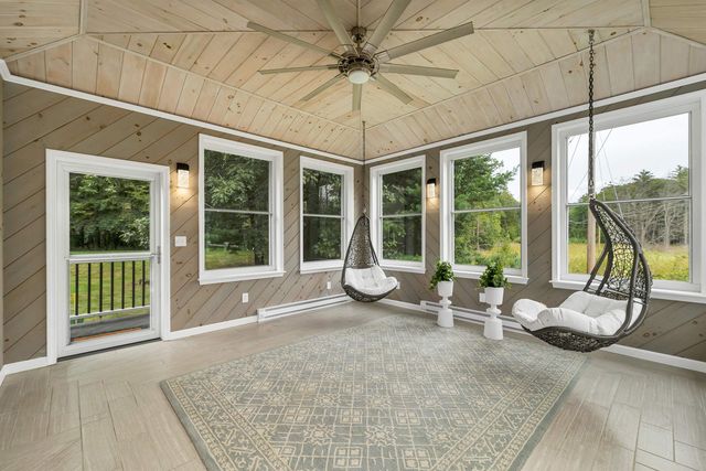 7 Quail Hollow, Stratham, NH 03885