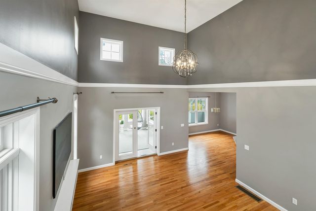 7 Quail Hollow, Stratham, NH 03885