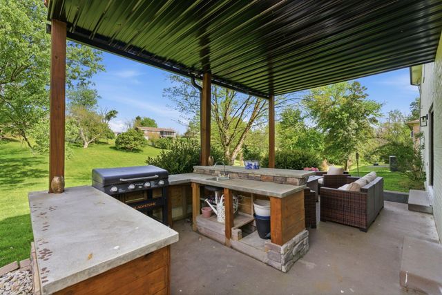 131 Allen Douglas Drive, Richmond, KY 40475