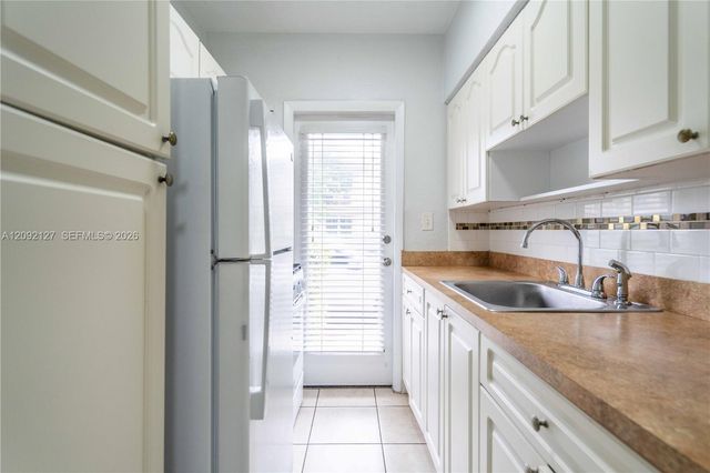 7640 Carlyle Avenue 5A, Miami Beach, FL 33141