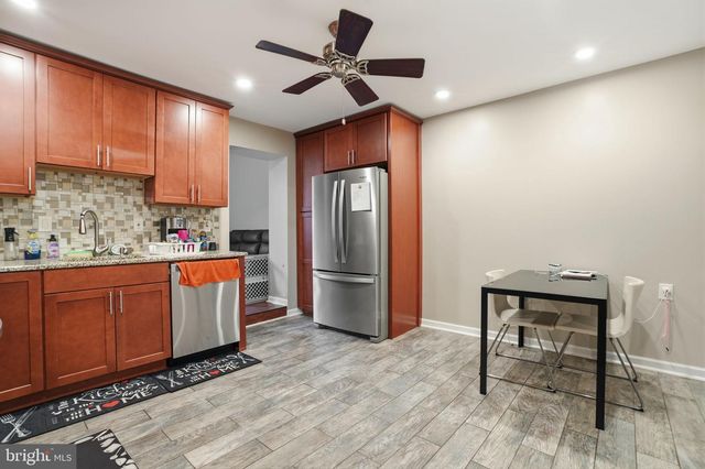 2533 W GIRARD AVE, Philadelphia, PA 19130