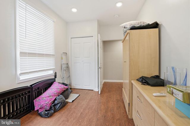 2533 W GIRARD AVE, Philadelphia, PA 19130