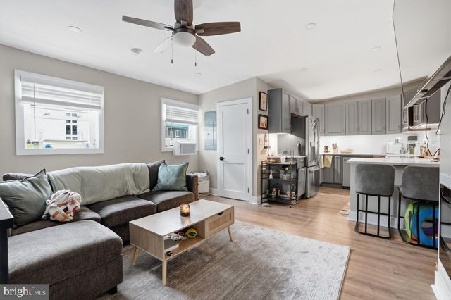 2533 W GIRARD AVE, Philadelphia, PA 19130