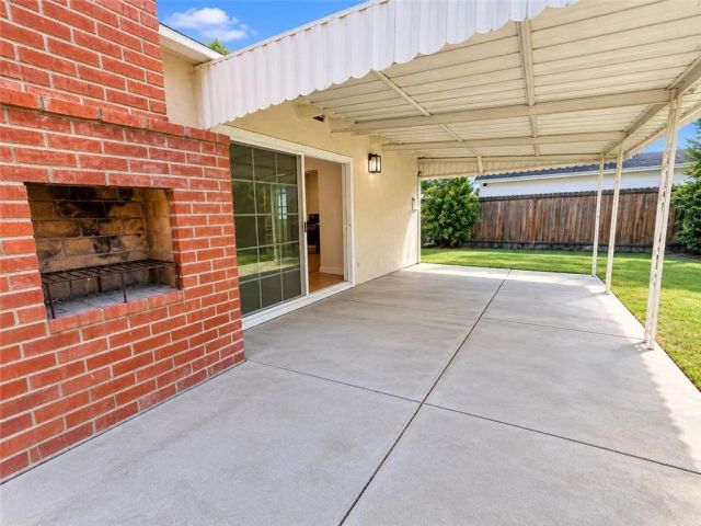 22716 Berdon Street, Woodland Hills, CA 91367