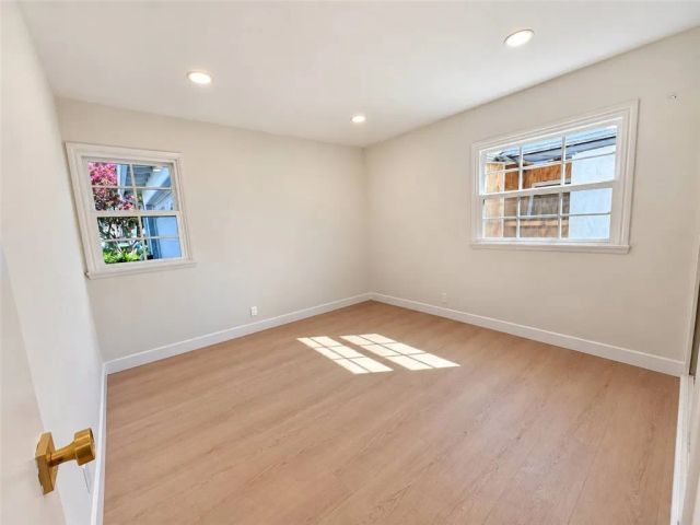 22716 Berdon Street, Woodland Hills, CA 91367