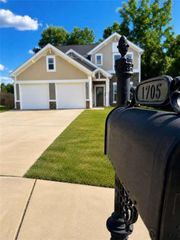 1705 Chinaberry Court, Stockbridge, GA 30281
