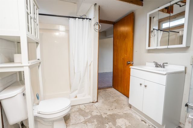 680 S Hickory Boulevard, Pleasant Hill, IA 50327