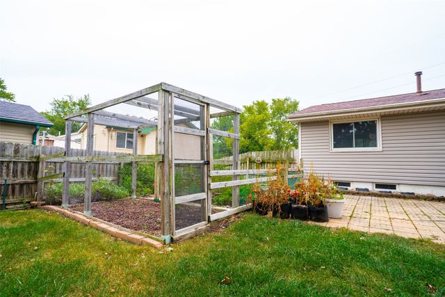 680 S Hickory Boulevard, Pleasant Hill, IA 50327