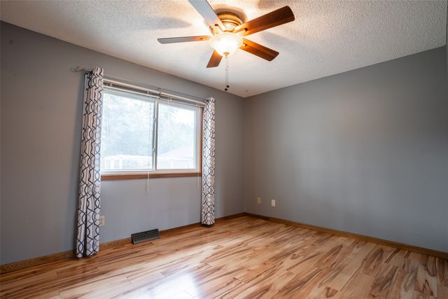 680 S Hickory Boulevard, Pleasant Hill, IA 50327