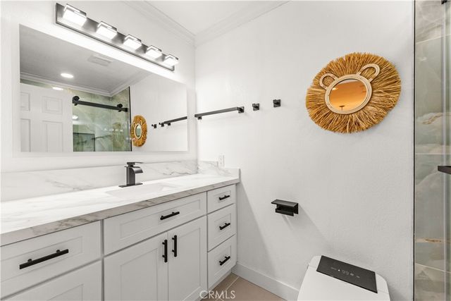 54 Willow Tree, Irvine, CA 92612