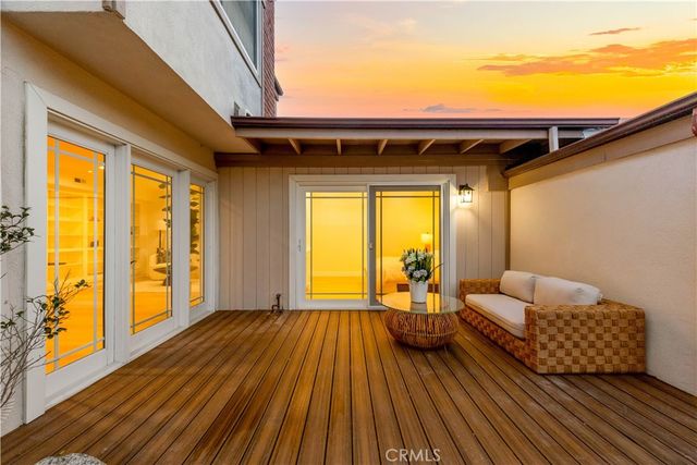 54 Willow Tree, Irvine, CA 92612