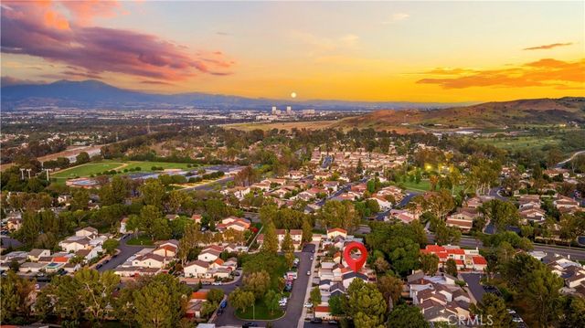 54 Willow Tree, Irvine, CA 92612