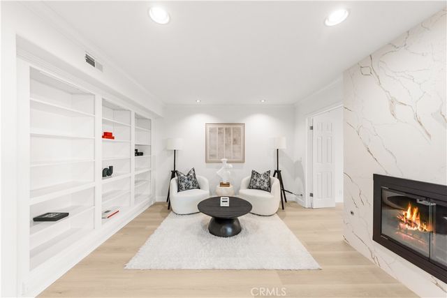 54 Willow Tree, Irvine, CA 92612