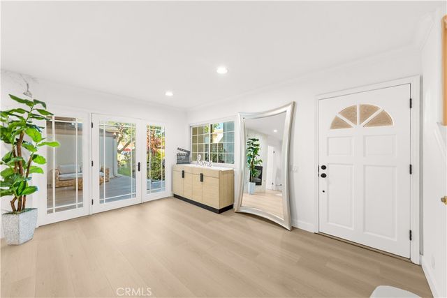 54 Willow Tree, Irvine, CA 92612