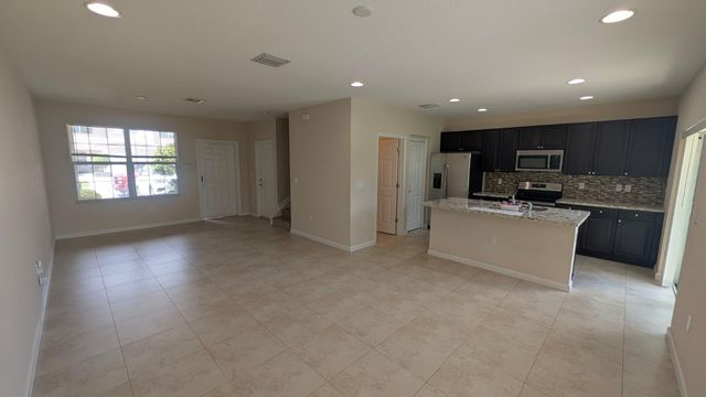 2900 NW TREVISO Circle, Port St. Lucie, Port St Lucie, FL 34986
