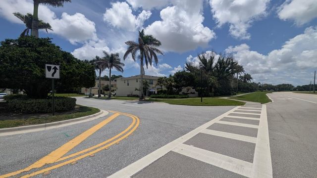 2900 NW TREVISO Circle, Port St. Lucie, Port St Lucie, FL 34986