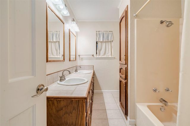 20 Saddle Rock RDG, Wimberley, TX 78676