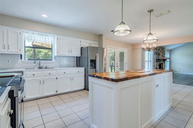 20 Saddle Rock RDG, Wimberley, TX 78676