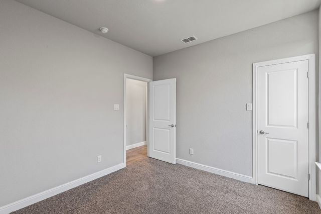 208 DUNMORE Drive, Fort Worth, TX 76052