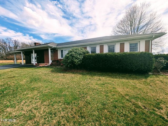 8491 Doctor Ralph Stanley Highway, Coeburn, VA 24230