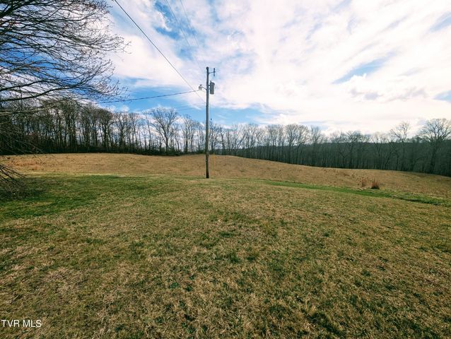 8491 Doctor Ralph Stanley Highway, Coeburn, VA 24230