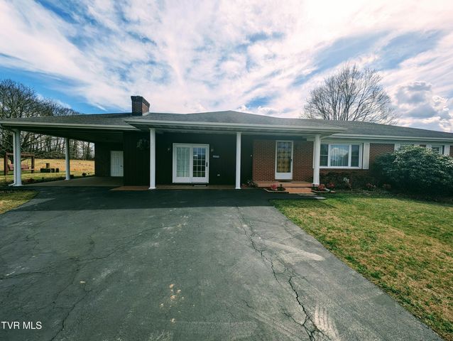 8491 Doctor Ralph Stanley Highway, Coeburn, VA 24230