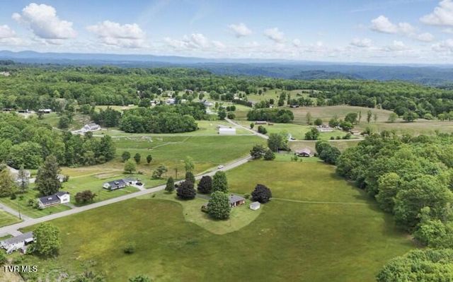 8491 Doctor Ralph Stanley Highway, Coeburn, VA 24230