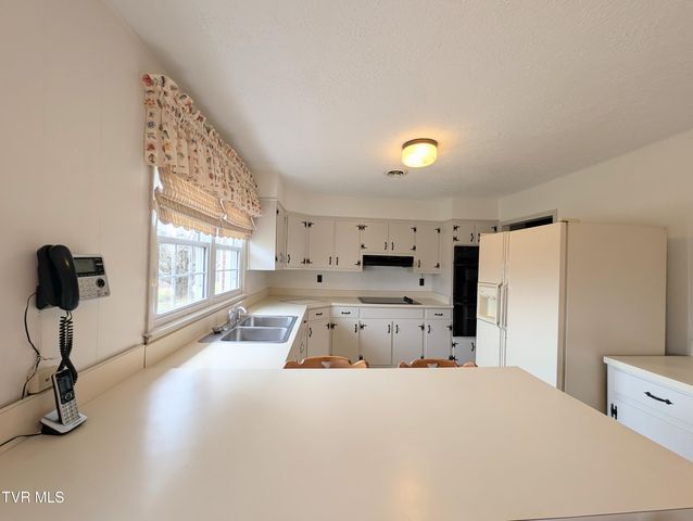 8491 Doctor Ralph Stanley Highway, Coeburn, VA 24230