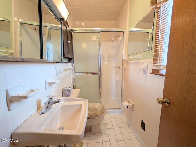 8491 Doctor Ralph Stanley Highway, Coeburn, VA 24230