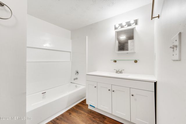 3035 LUCOMA Drive, Jacksonville, FL 32254