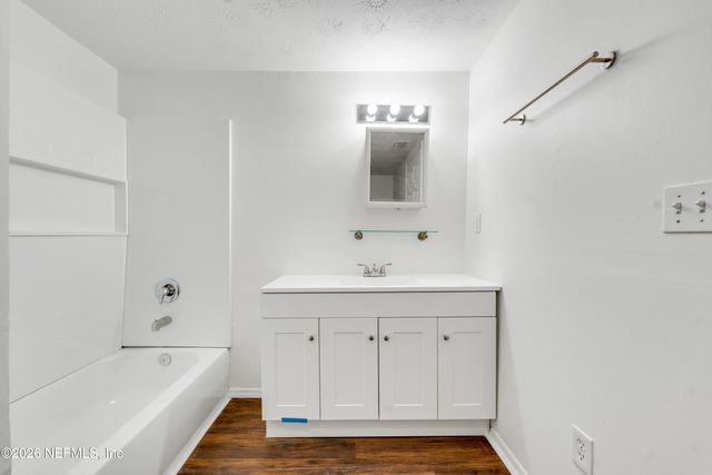 3035 LUCOMA Drive, Jacksonville, FL 32254