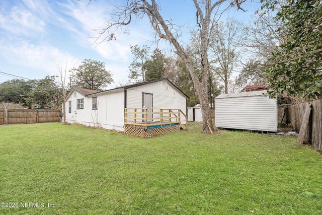 3035 LUCOMA Drive, Jacksonville, FL 32254